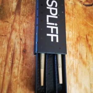 Klantbeoordeling Doos van 3 voorgerolde CBD joints - Amnesia met foto - Spliff