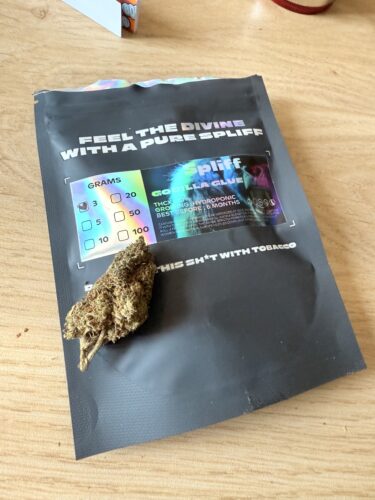 Click to view full screen Gorilla Glue - 25% THCX photo review