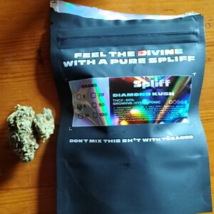 Klantbeoordeling Diamond Kush met foto - Spliff