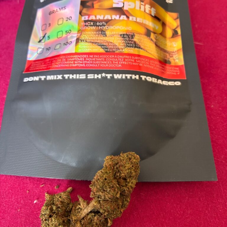 Click to view full screen Klantbeoordeling Banana Berry met foto - Spliff