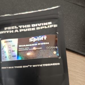 Klantbeoordeling Diamond Kush met foto - Spliff