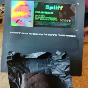 Klantbeoordeling Kashmir Hash met foto - Spliff
