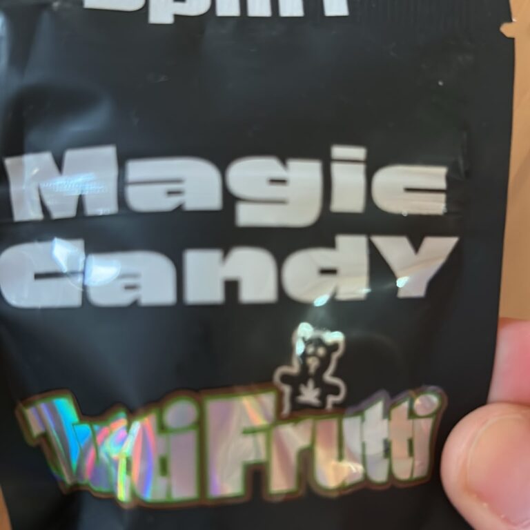 Click to view full screen Klantbeoordeling Magic Candy - THC Snoep met foto - Spliff