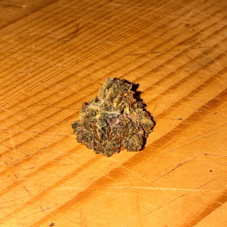 Click to view full screen Klantbeoordeling Mind Fucker met foto - Spliff
