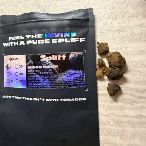 Klantbeoordeling Moon Rock met foto - Spliff